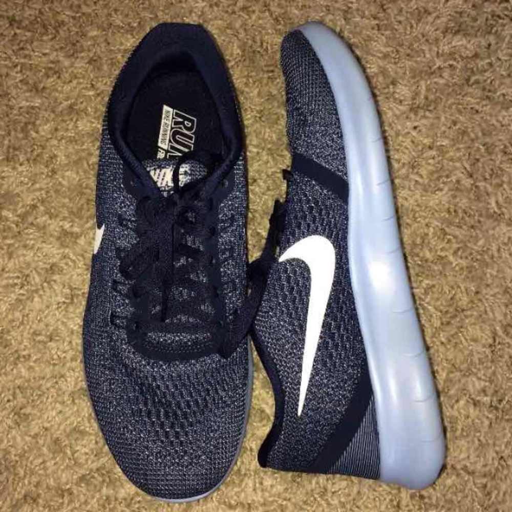 NIKE FREE RUN NATURAL FREE & FLEXIBLE