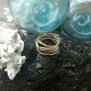Gold hammered ring