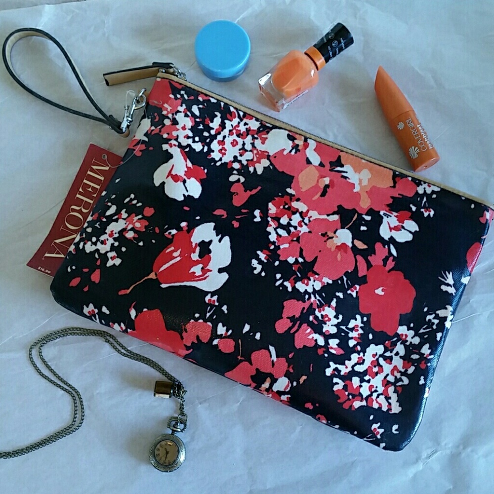 Multi colored clutch