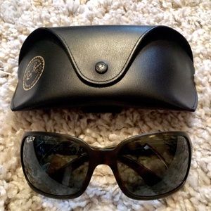 NWOT Ray-Ban POLARIZED Tortoise Green sunglasses.