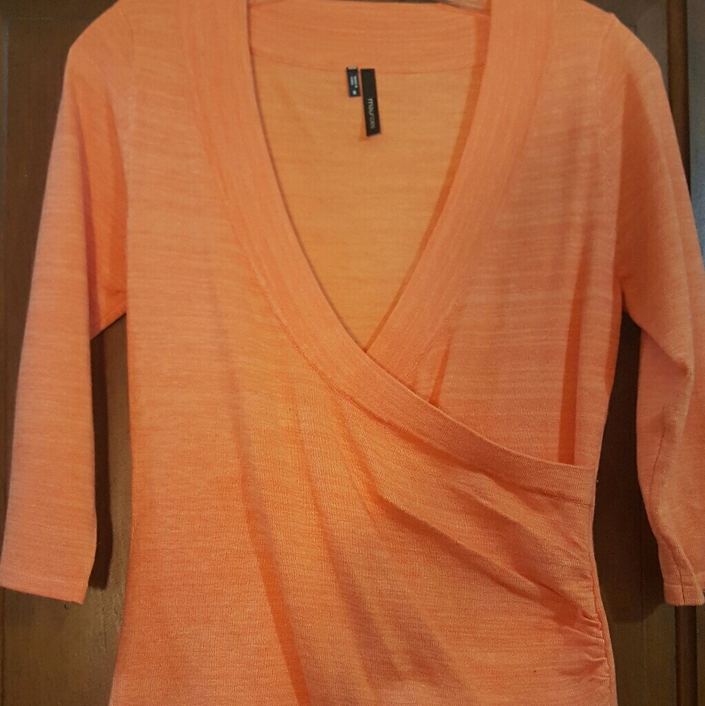 Maurice's top