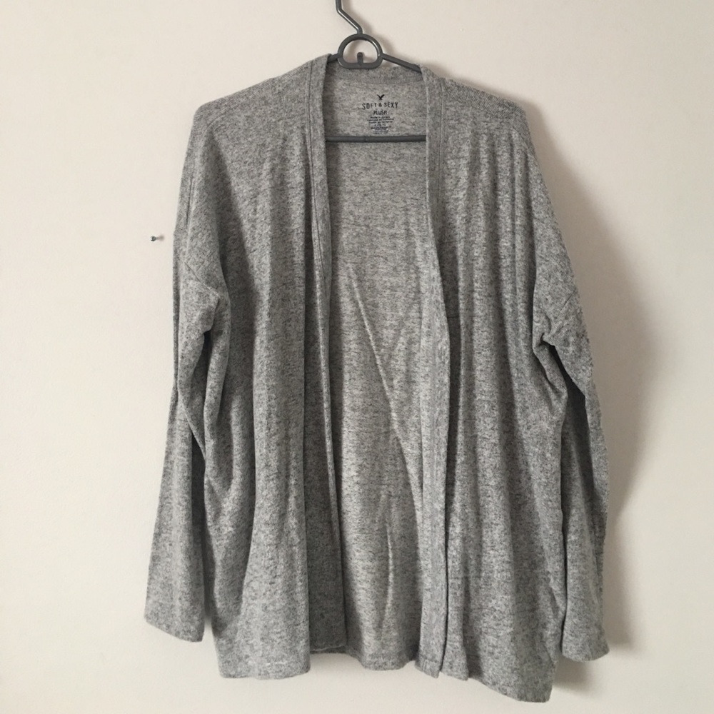 American eagle plus grey sweater