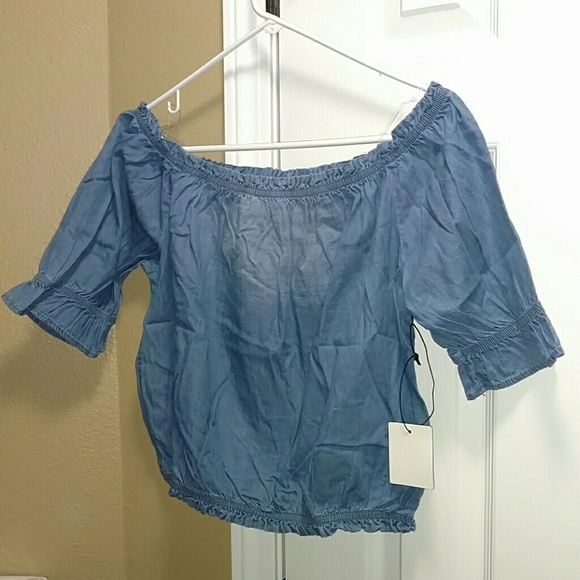 Chambray Off Shoulder Crop Top - Picture 6 of 8