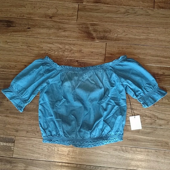 Chambray Off Shoulder Crop Top - Picture 8 of 8