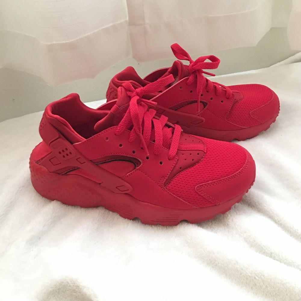 Nike Red Huaraches