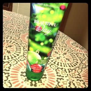 Bath & Body Works Beautiful Day Body Cream NWT