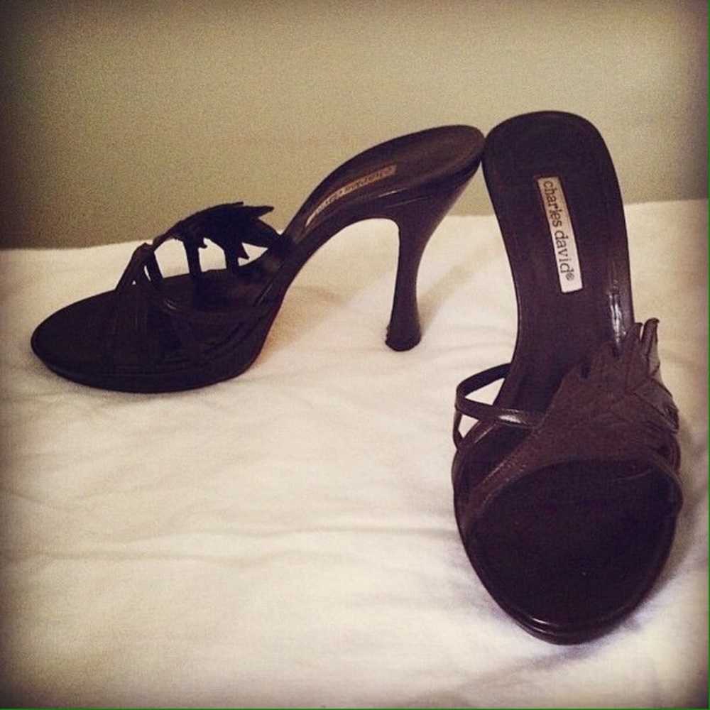 Charles David Leaf Strap Heels