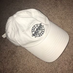 White guns and roses hat