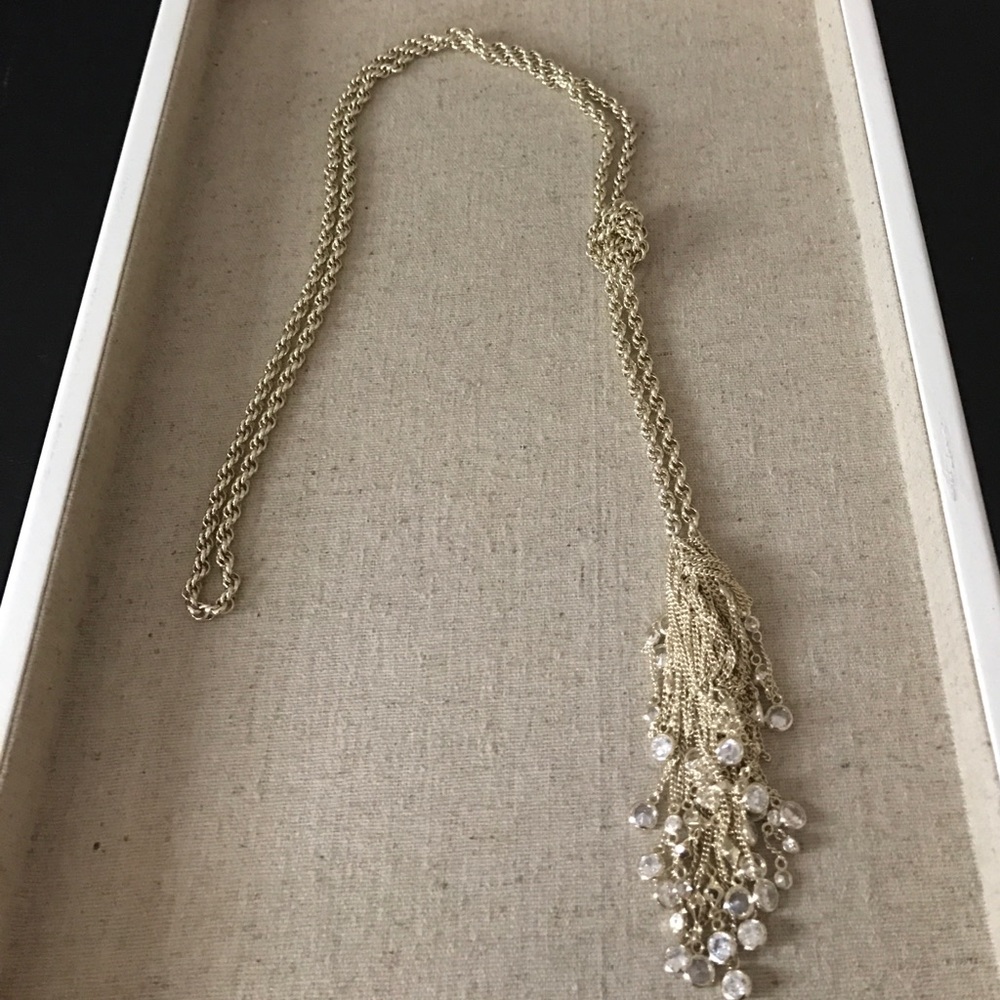 Kendra Scott Sloan Lariat in Gold