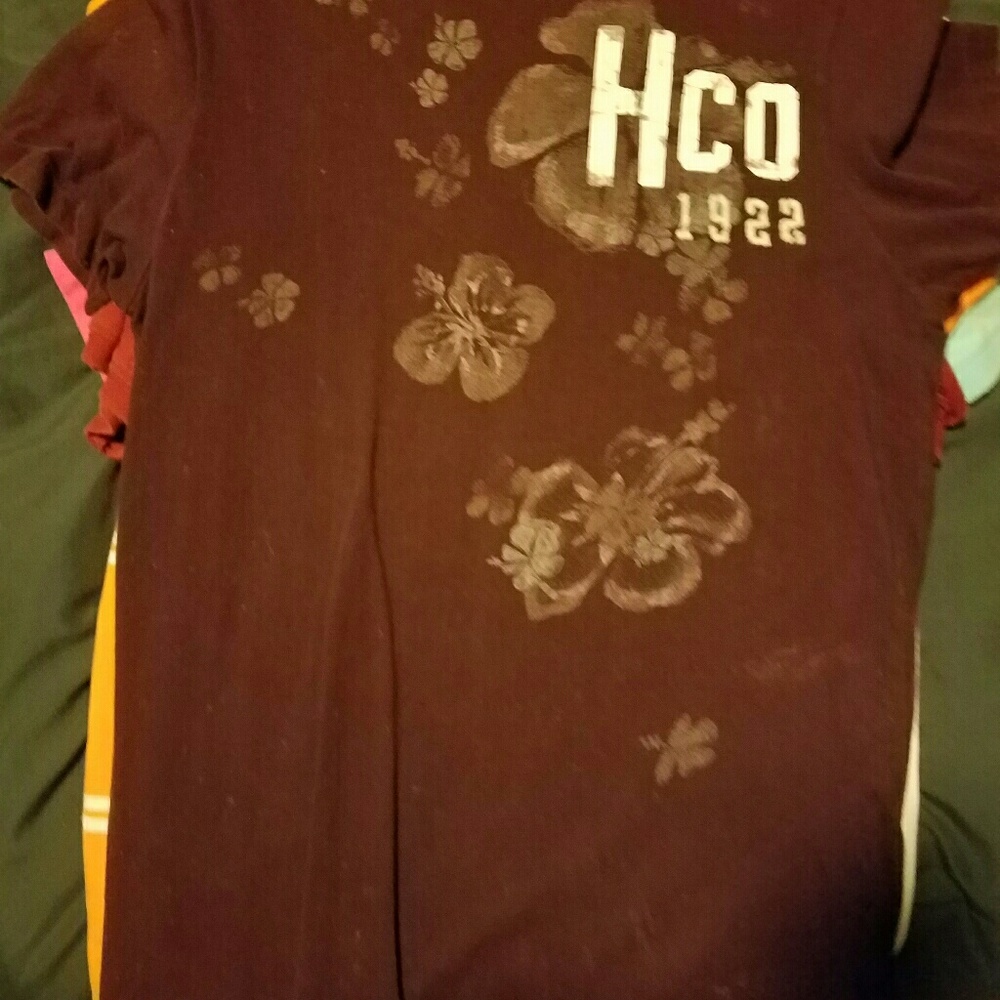 Men's shirt good condition use 2 or 3 times