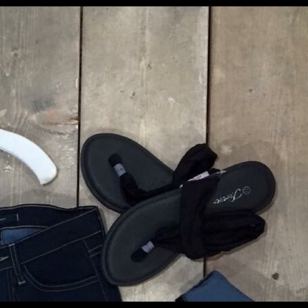 Never warn yoga sandals