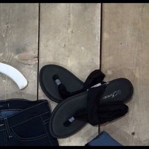 Never warn yoga sandals