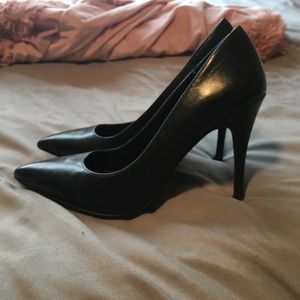 BCBGeneration black pumps