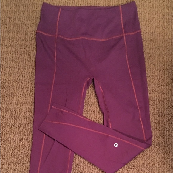 Lululemon maroon workout pants - Picture 3 of 4