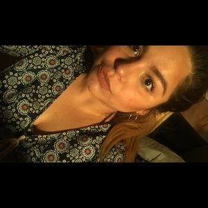 Meet your Posher, Maria