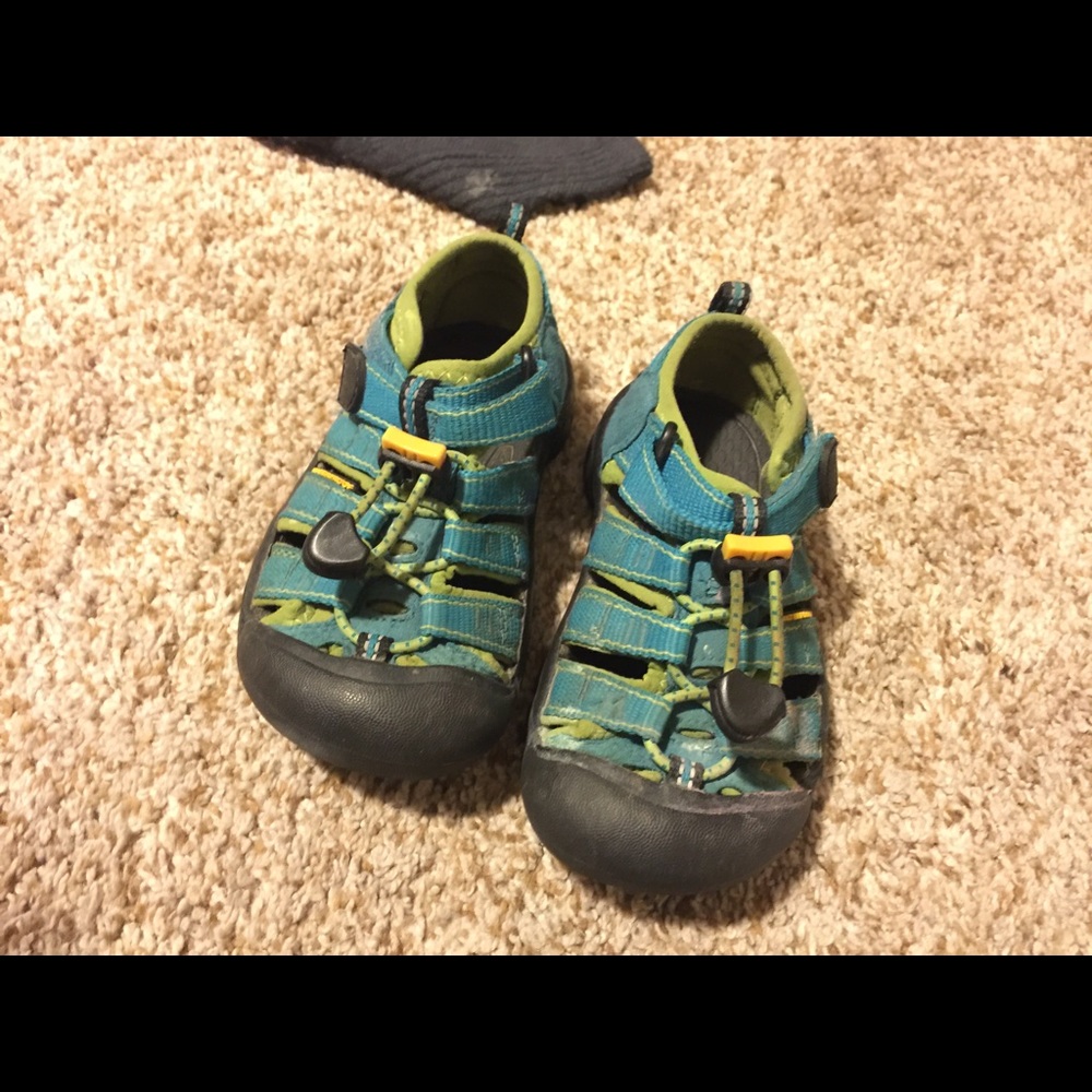 Toddler Keens