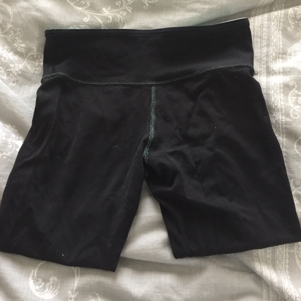 Lululemon wunder under reversible crops