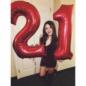 Meet your Posher, Amy