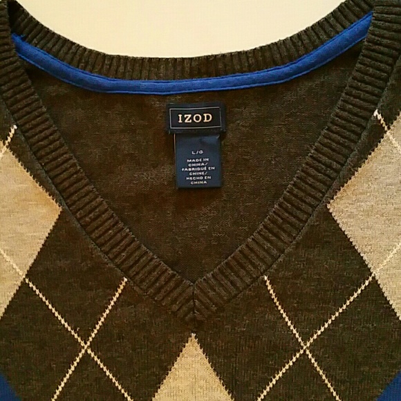 Izod sweater, argyle print, ladies size large - Picture 2 of 3