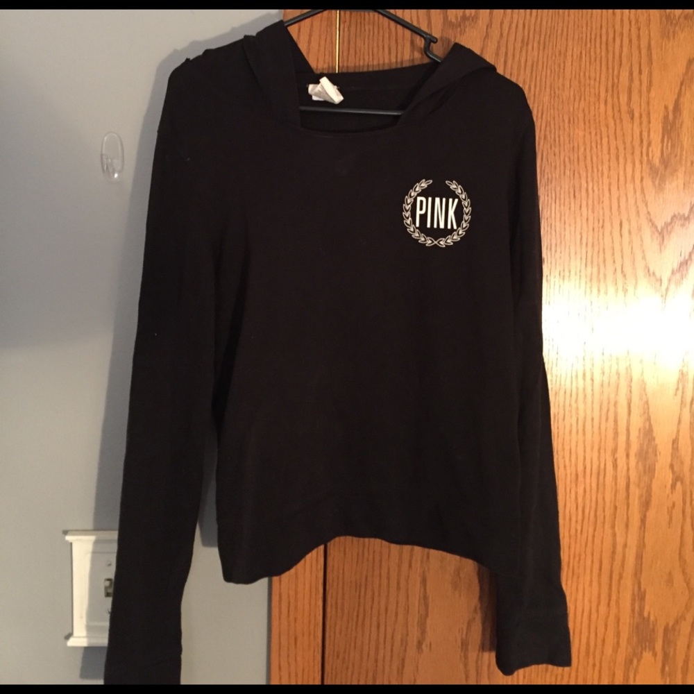 Pink sweatshirt. Black medium