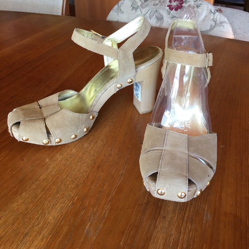 Jessica Bennett New Clog Heels with Studs Sz 7.5