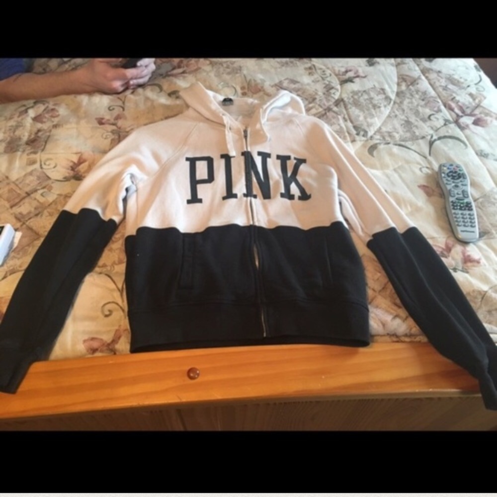Vs zip up 🌺 TRADED *****