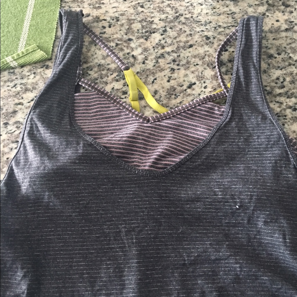 Lululemon sport bra and shirt