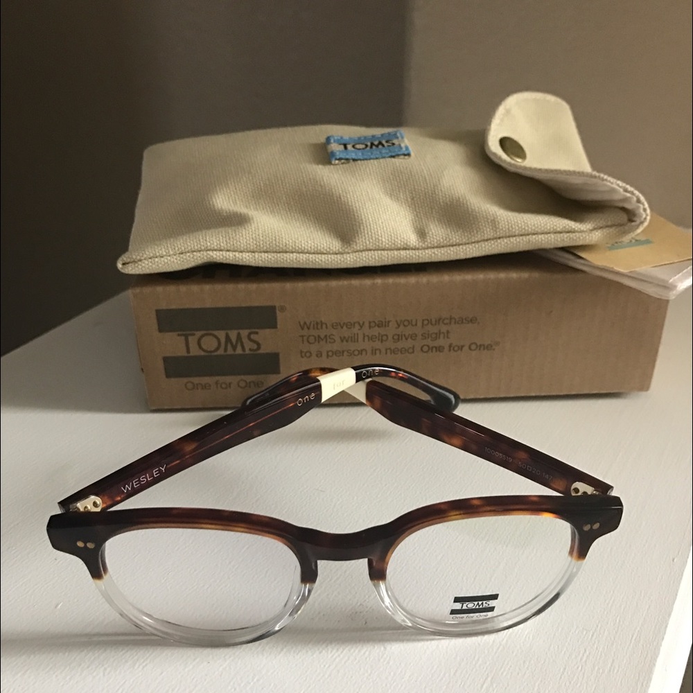 TOMS eyewear