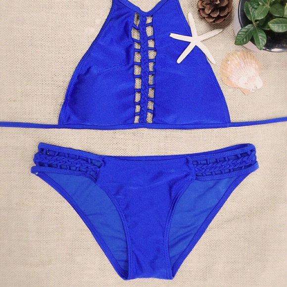 *LAST ONE* Cut Out Braid Halter Bikini - Picture 5 of 8