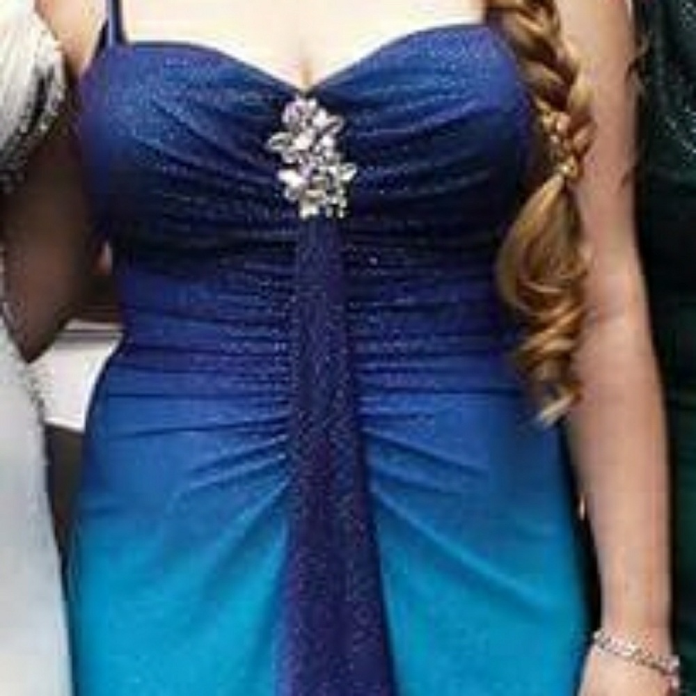 Sparkly Blue Spaghetti strap Pron dress