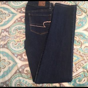 American Eagle Super Skinny Stretch dark wash jean