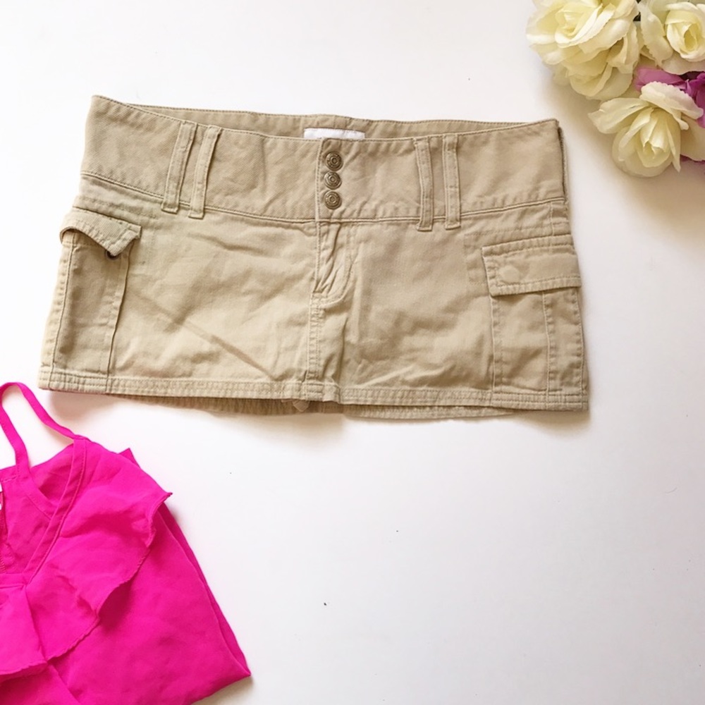 Hollister skort