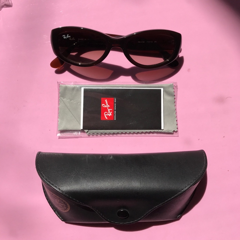 Ray Ban Sunglasses RB4135