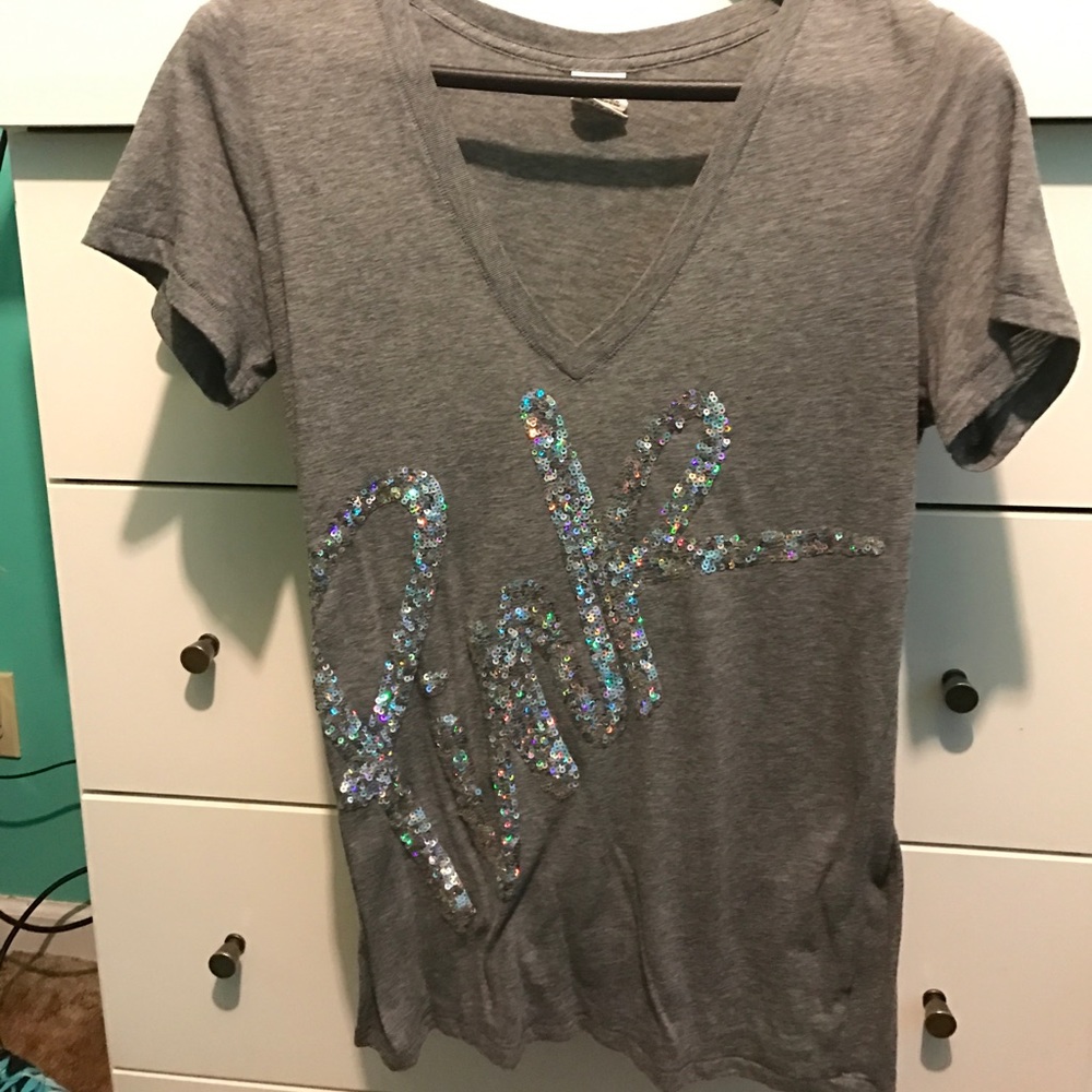 Victoria's Secret PINK V-neck