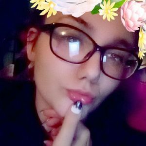 Meet your Posher, Nikki