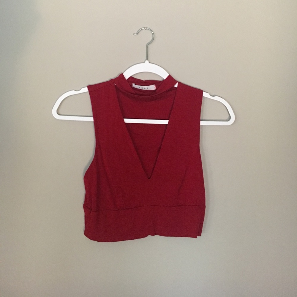 V-neck crop top