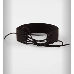 Thick lace up choker