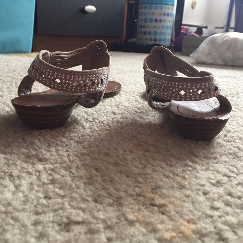 Sandals! - Picture 3 of 3