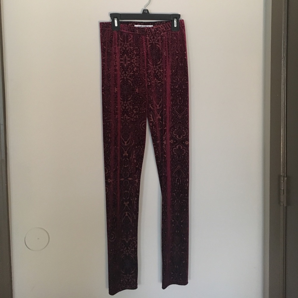 Velvet Patterned Leggings