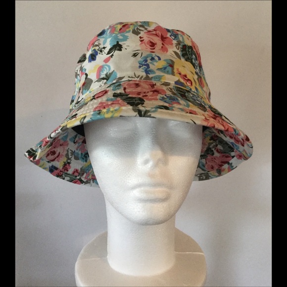 Boutique Accessories - Pastel Floral Bucket Hat, NWOT Boutique Accessories - Pastel Floral Bucket Hat, NWOT