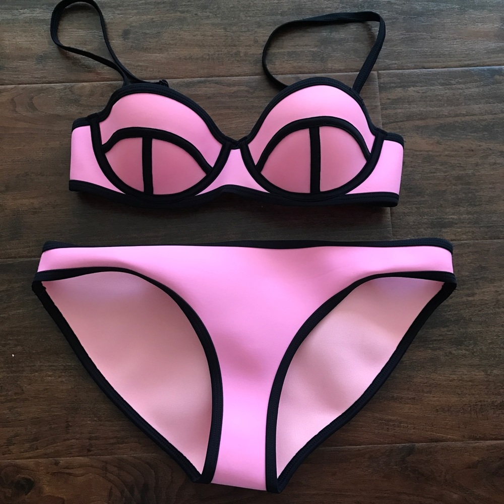 Famous 💕Triangl Swimsuit from Australia 🇦🇺