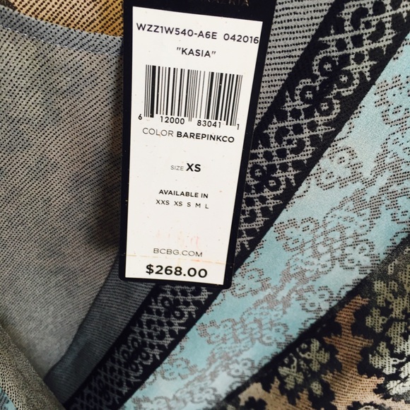 BCBG BLOUSE - Picture 2 of 6