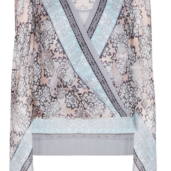 BCBG BLOUSE - Picture 3 of 6