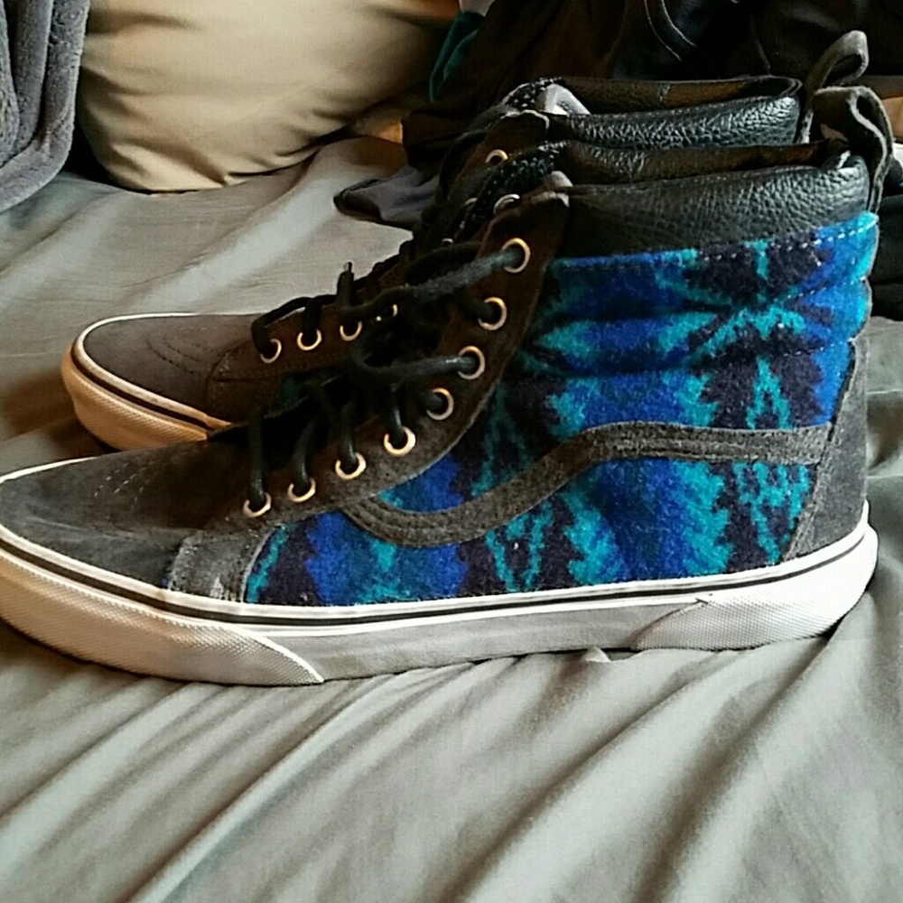 Vans Hi Pendleton Special edition.