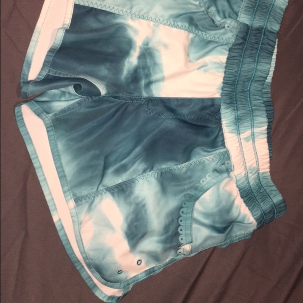 Lulu shorts