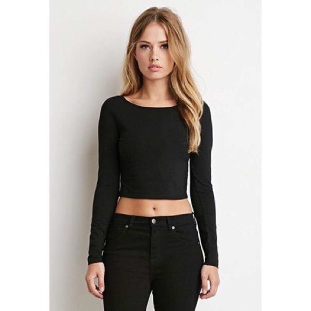 Black Forever 21 Sweater Crop