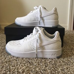 Nike Air Force 1 Flyknit