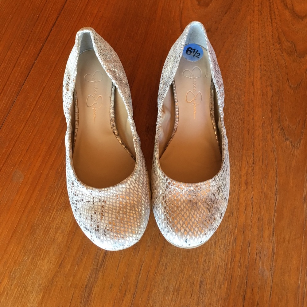 Jessica Simpson Silver and Taupe Snake Print Flats