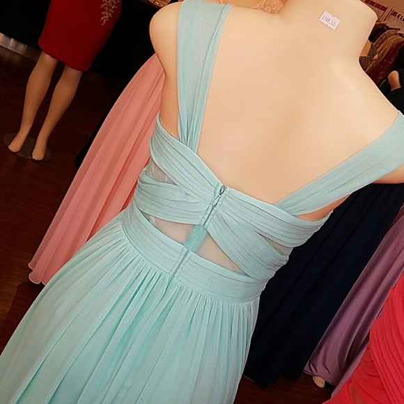 Bridesmaids dresses with cutouts sheer inset - Picture 3 of 5