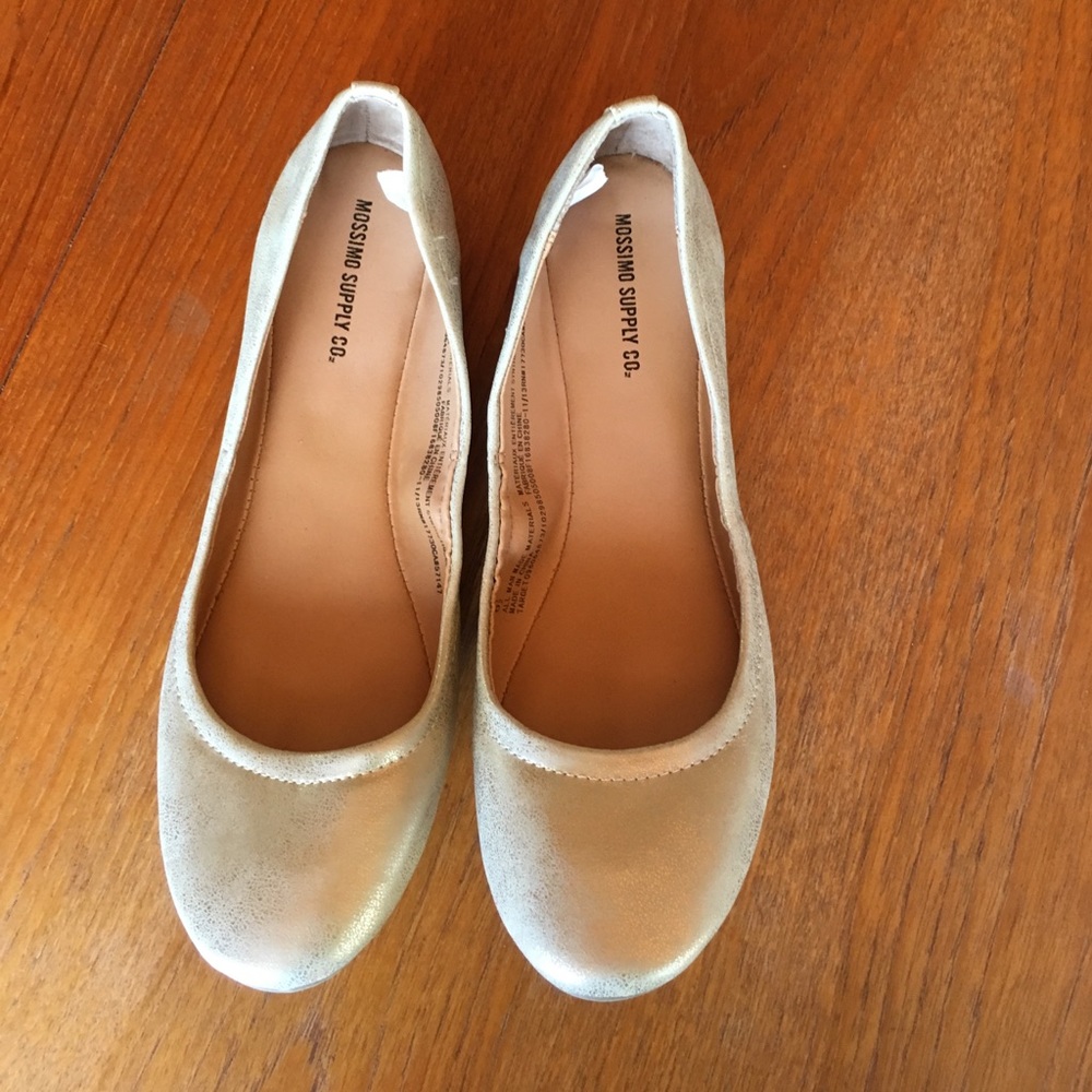 New Mossimo Supply Co. Gold Flats Sz 6.5